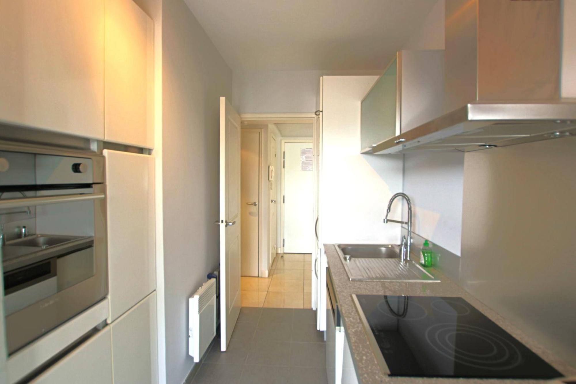 Fully Equipped Apartment With Large Terrace Lounge Area Кан Екстериор снимка